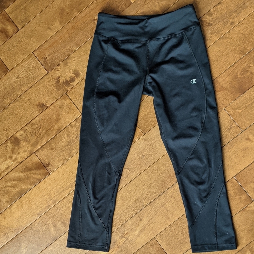 🤩Champion Cropped Black Leggings